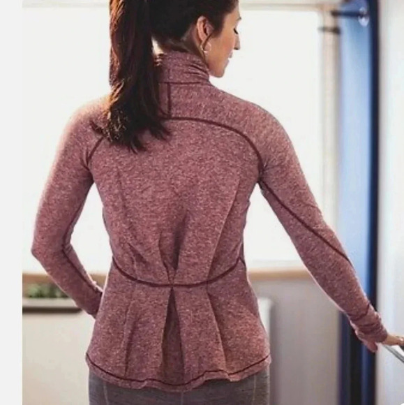 Lululemon Warm Your Core Long Sleeve Pleated Back Bordeaux Burgundy Small - Picture 4 of 16